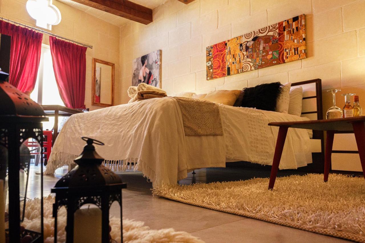 Ajuga Luxury Boutique B&B Qala Eksteriør billede