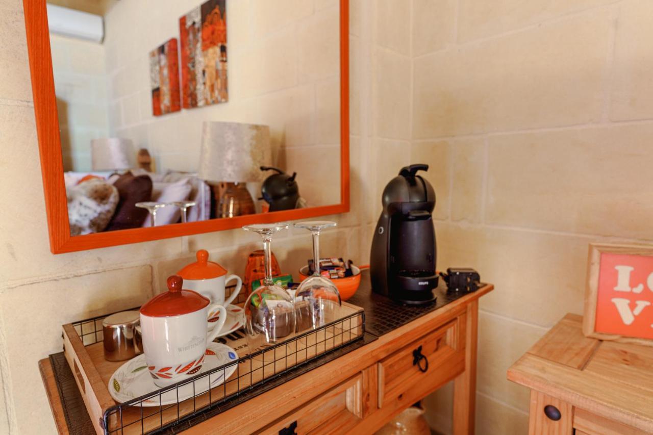 Ajuga Luxury Boutique B&B Qala Eksteriør billede
